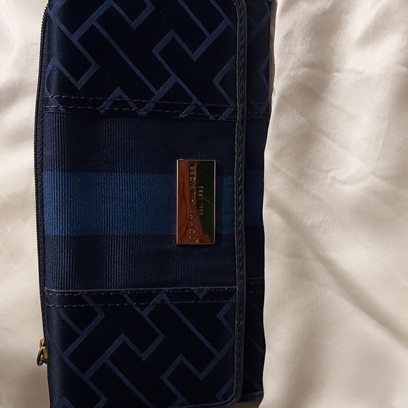 Tommy Hilfiger Handbags - Tommy Hilfiger, checkbook wallet